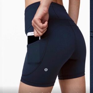 Lululemon fast & free biker short 6” size 4, navy